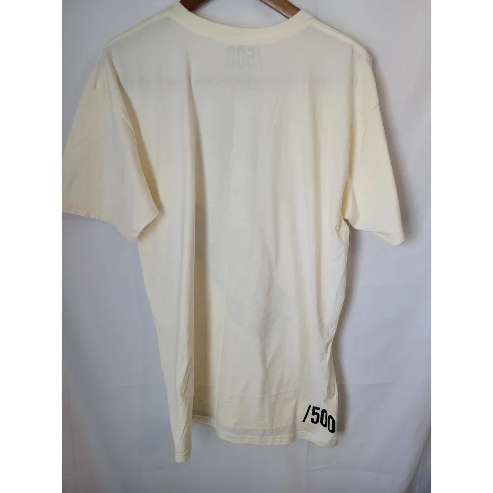 Skateboard Legs Art Graphic T-Shirt Men's X-Large Cream Skate Streetwear‎
